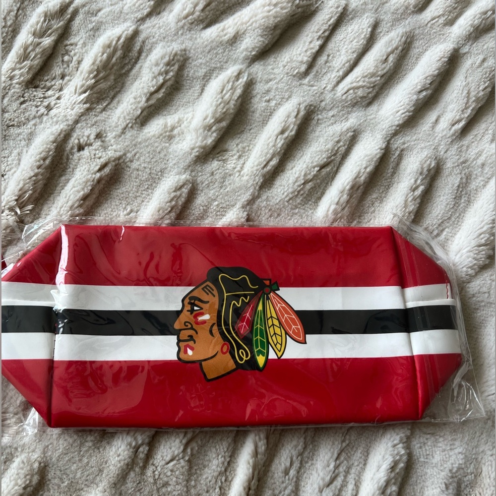 NEW!!!!!  Chicago Blackhawk Blackhawks Travel/accessories/toiletries/make-up bag